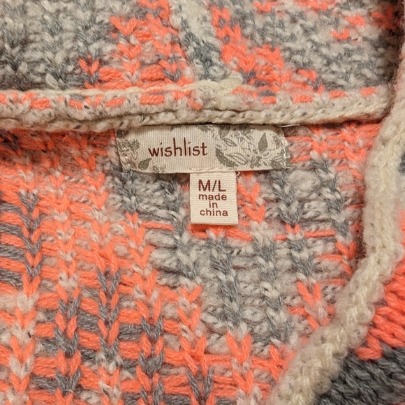 Gorgeous sweater - Picture 5 of 7